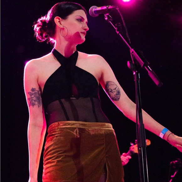 👽MEET YOUR POSHER👽 - Picture 3 of 3